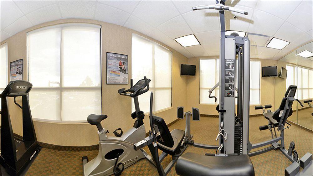 Comfort Inn & Suites Adj To Akwesasne Mohawk Casino Hogansburg Bagian luar foto